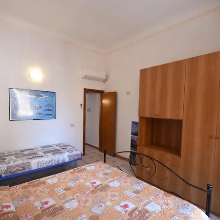 Апартаменты Bilocali Altamarea - Zona Mare Con Clima E Terrazze Марина-ди-Кампо